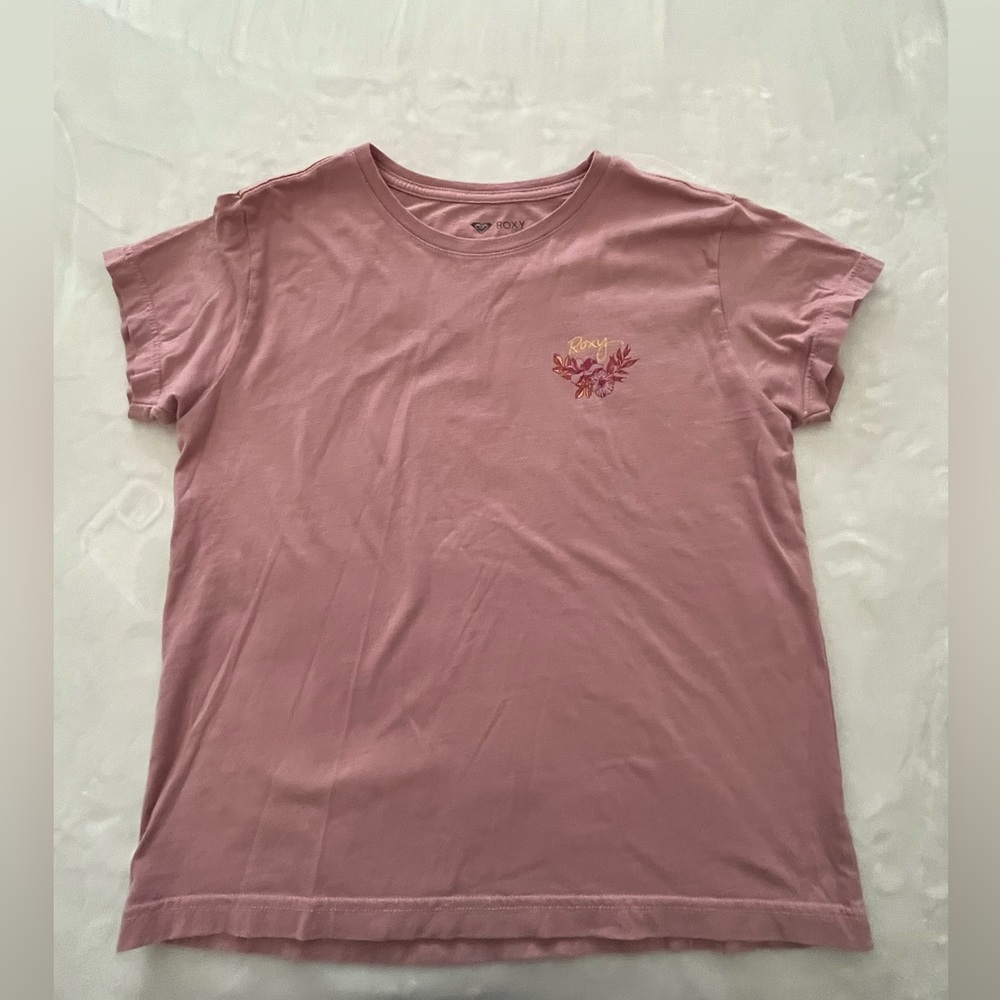 Roxy women tee in pale pink size medium
